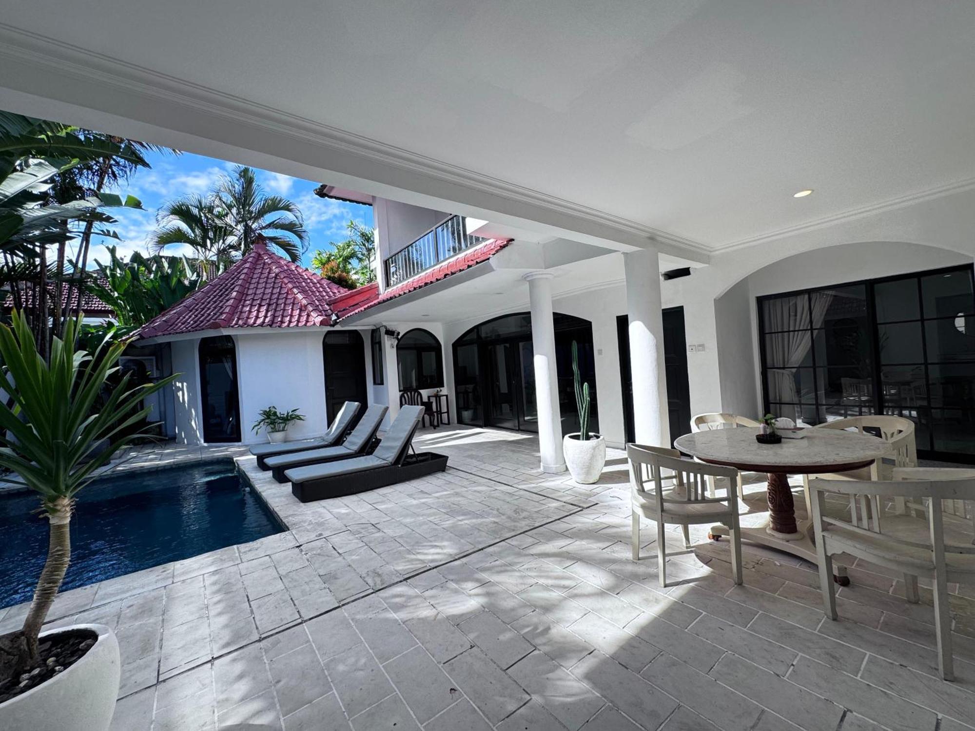 Lalita Villas Seminyak Екстериор снимка