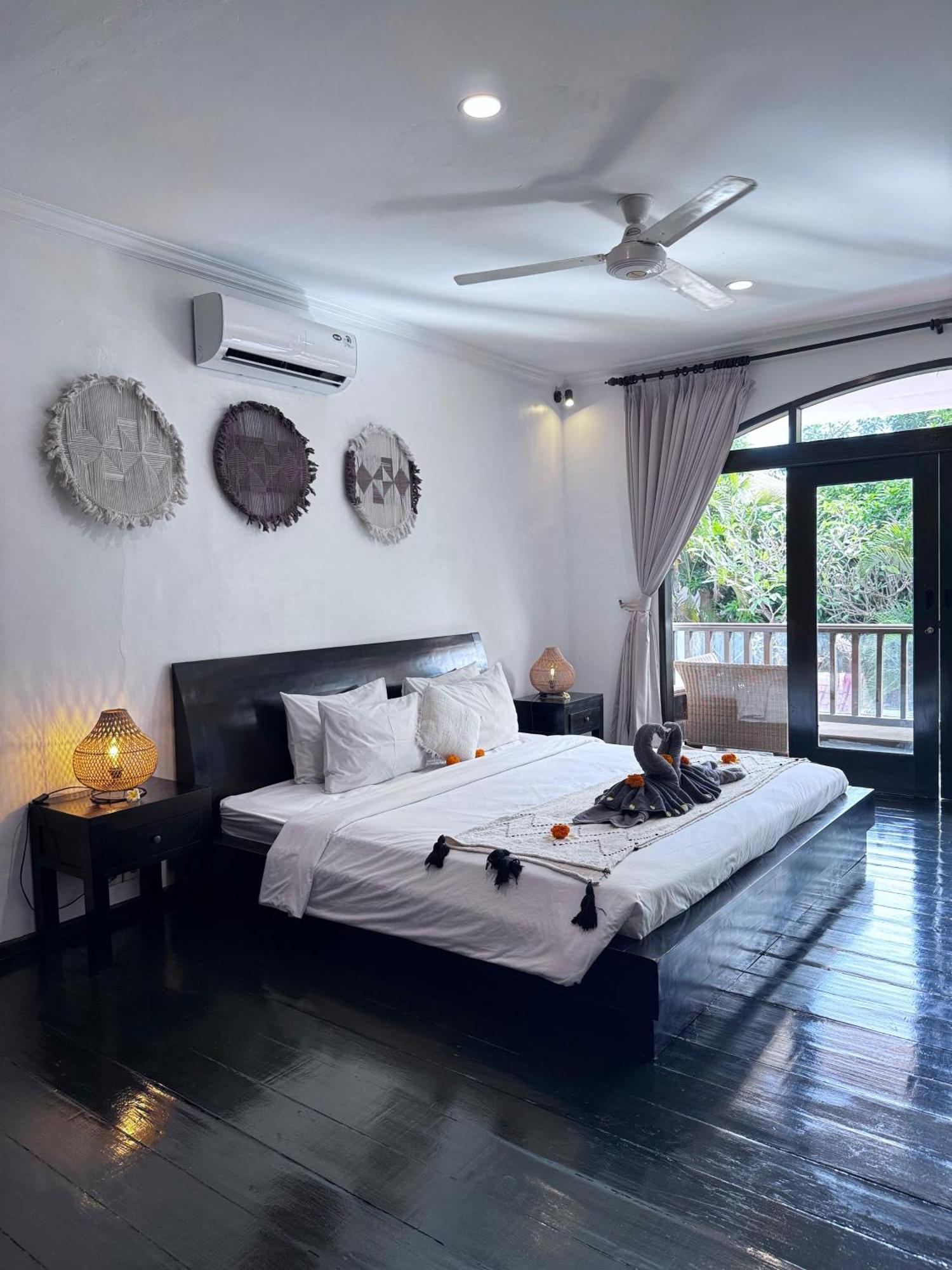 Lalita Villas Seminyak Екстериор снимка
